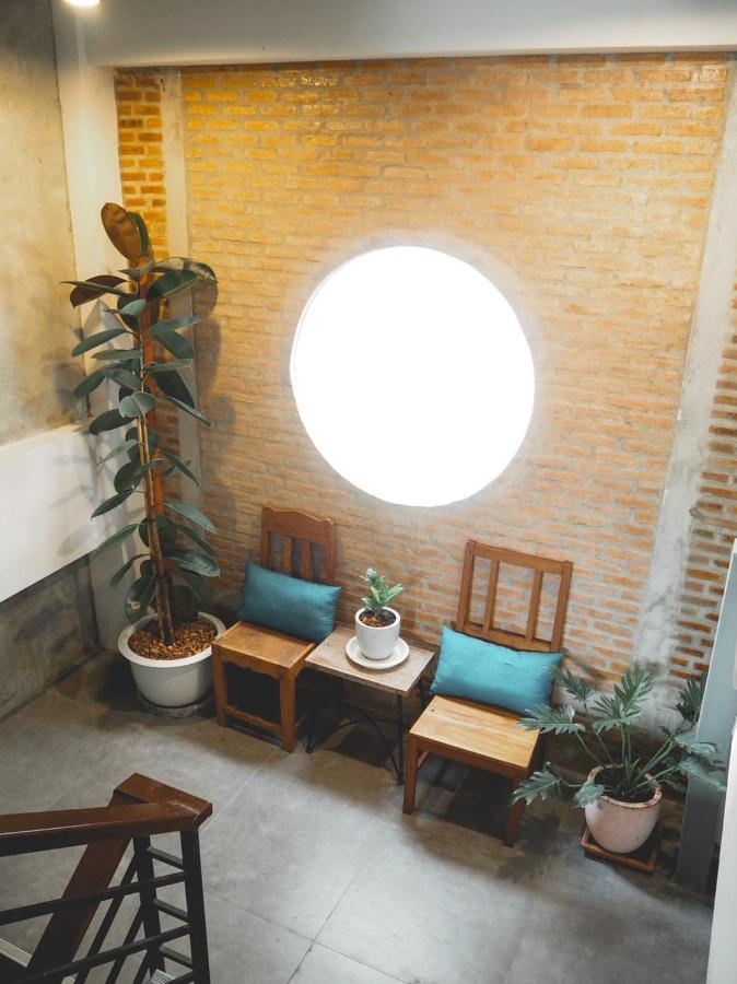 Give Me 5 Hostel Chiang Mai Exterior foto