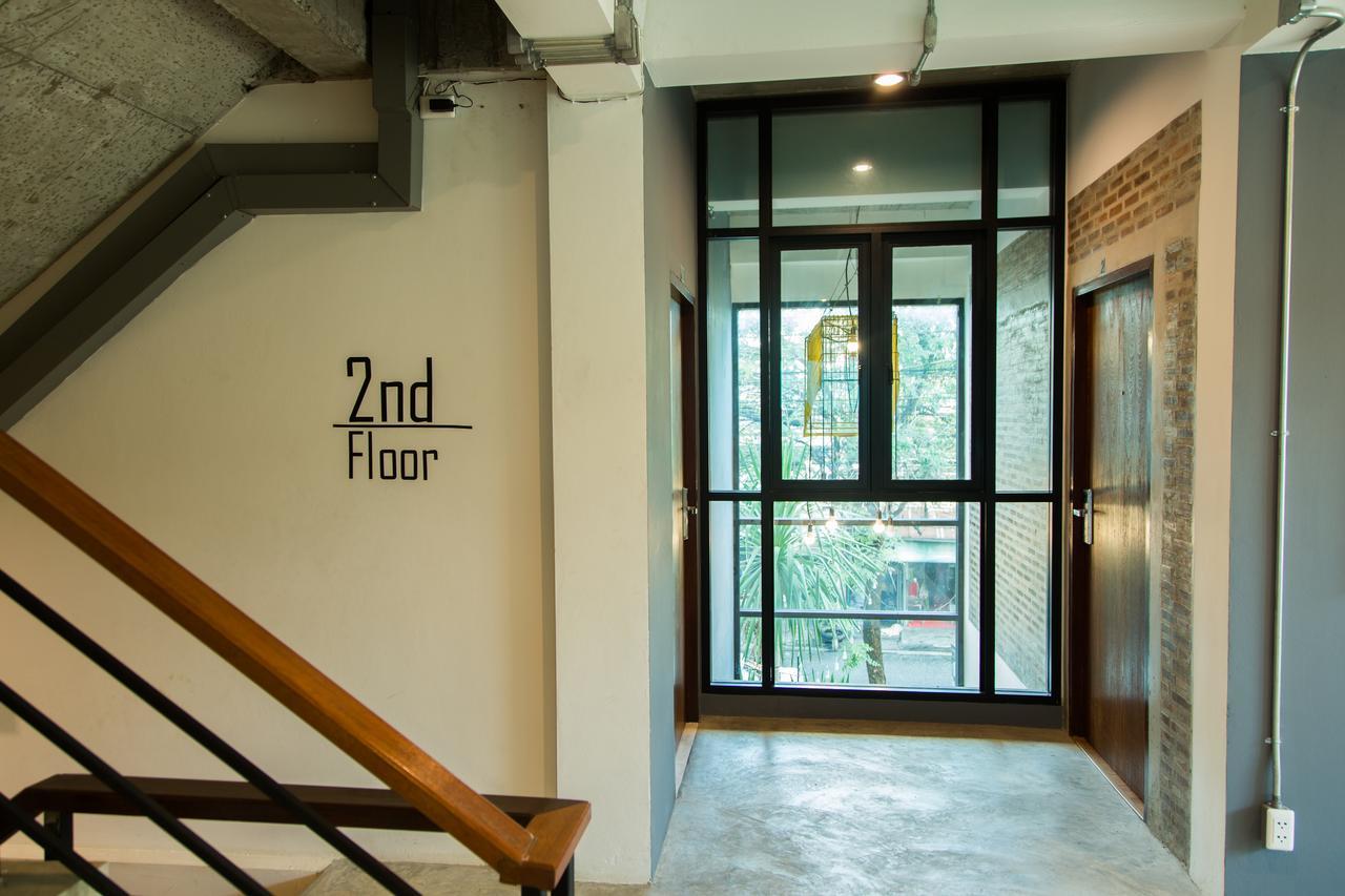 Give Me 5 Hostel Chiang Mai Exterior foto
